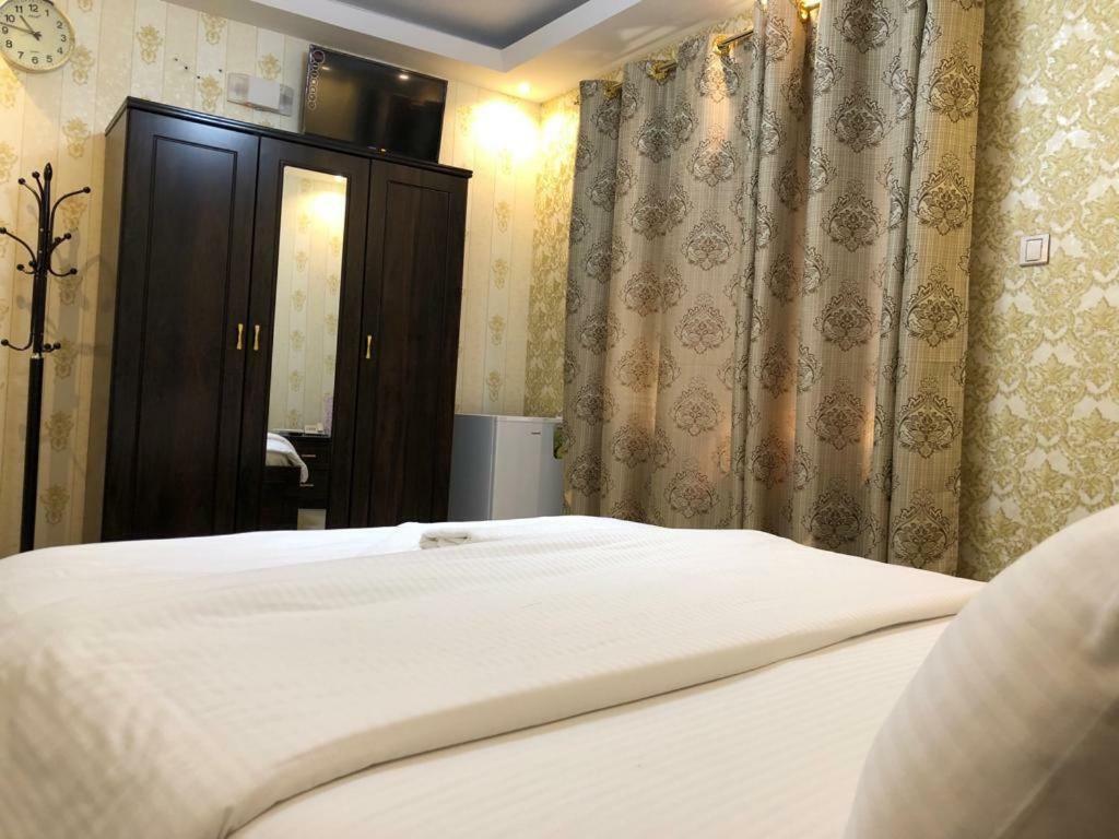 Tvs Hotel Дубай Экстерьер фото
